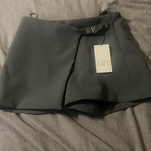 Zara grey skort nwt size medium